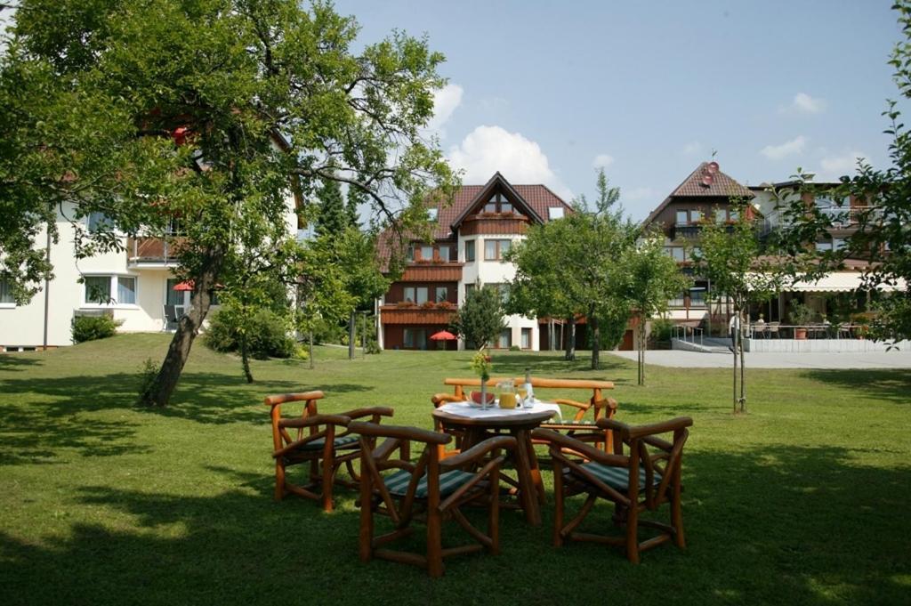 Landgasthof Loewen Neubulach Kültér fotó